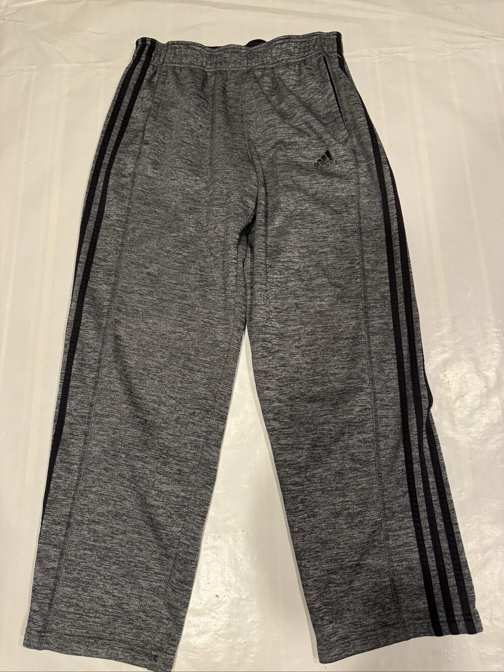 Men’s Adidas ClimaWarm 3-Stripe Athletic Sweatpants – Gray Black – Medium